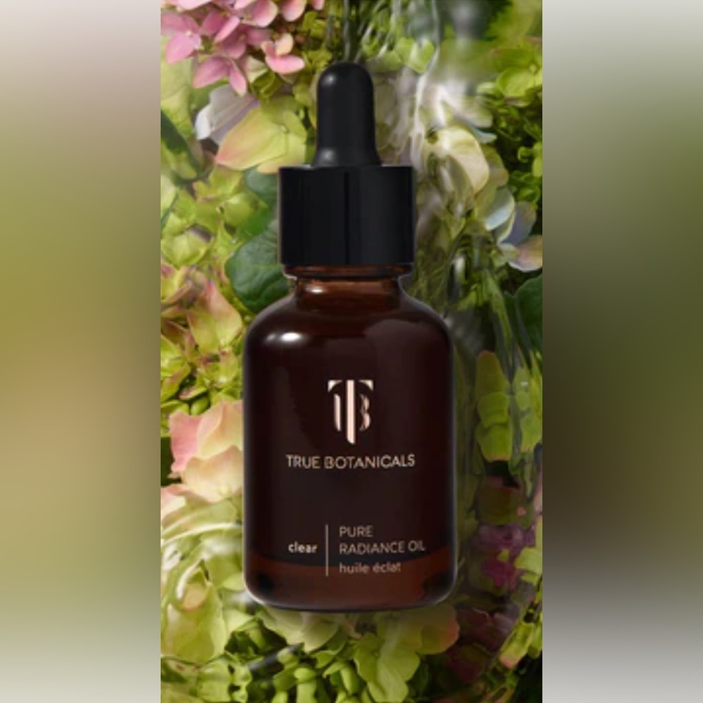 True Botanicals pure radiance oil- Clear